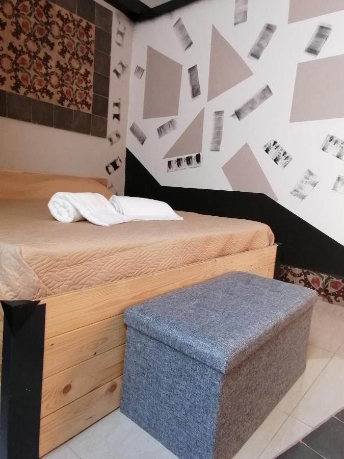 L'Antico Palazzo Rooms 卡塔尼亚 外观 照片
