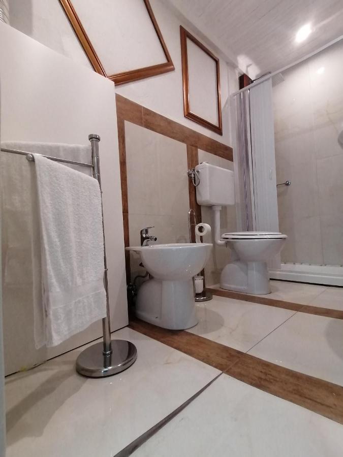 L'Antico Palazzo Rooms 卡塔尼亚 外观 照片