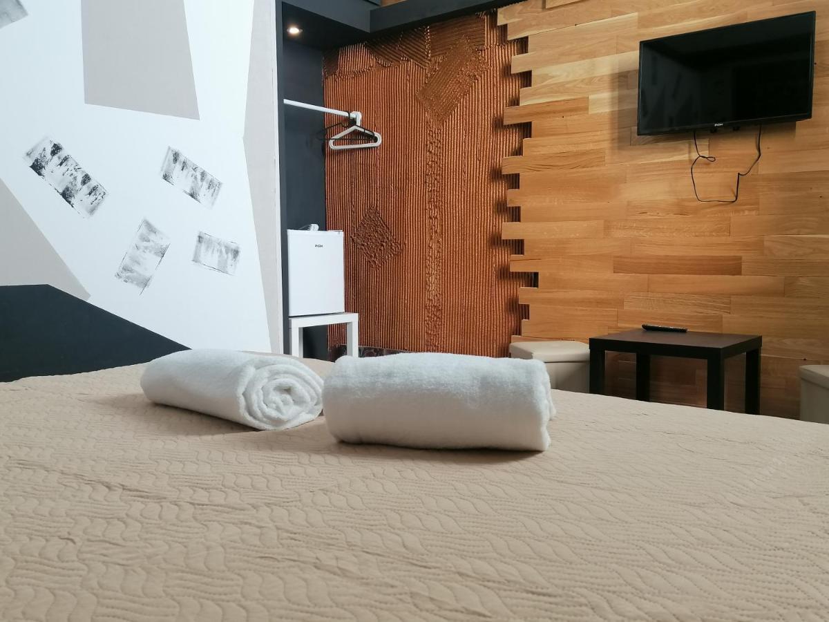 L'Antico Palazzo Rooms 卡塔尼亚 外观 照片