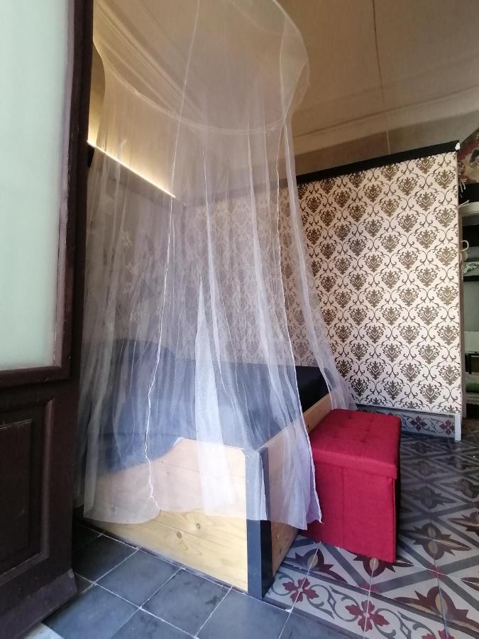 L'Antico Palazzo Rooms 卡塔尼亚 外观 照片