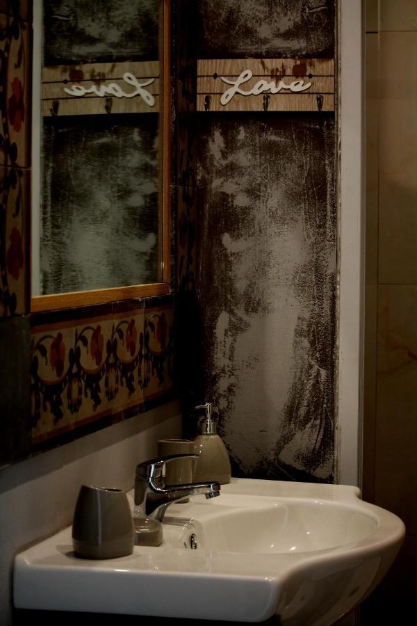 L'Antico Palazzo Rooms 卡塔尼亚 外观 照片